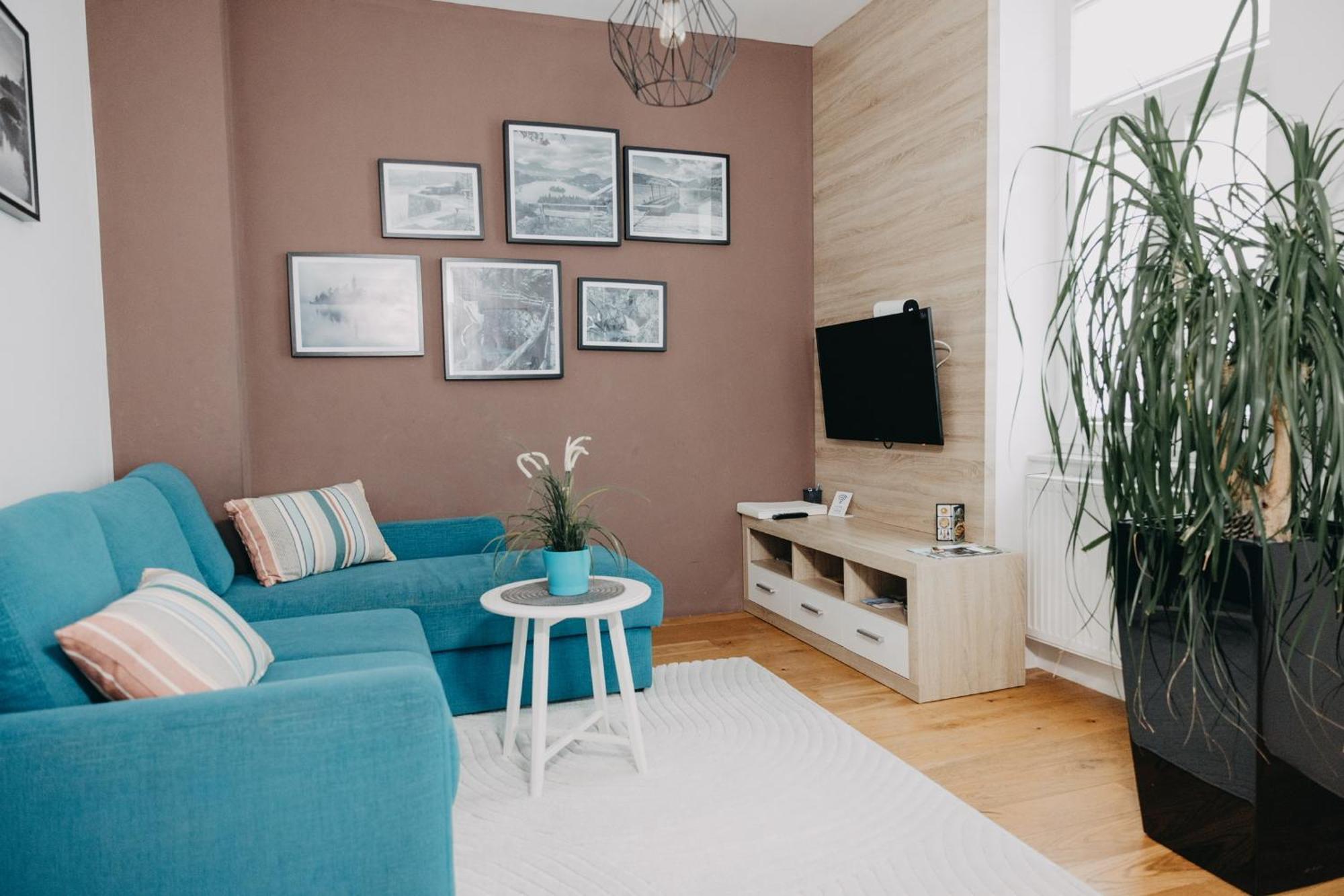 Apartments Miki'S Bled Bagian luar foto