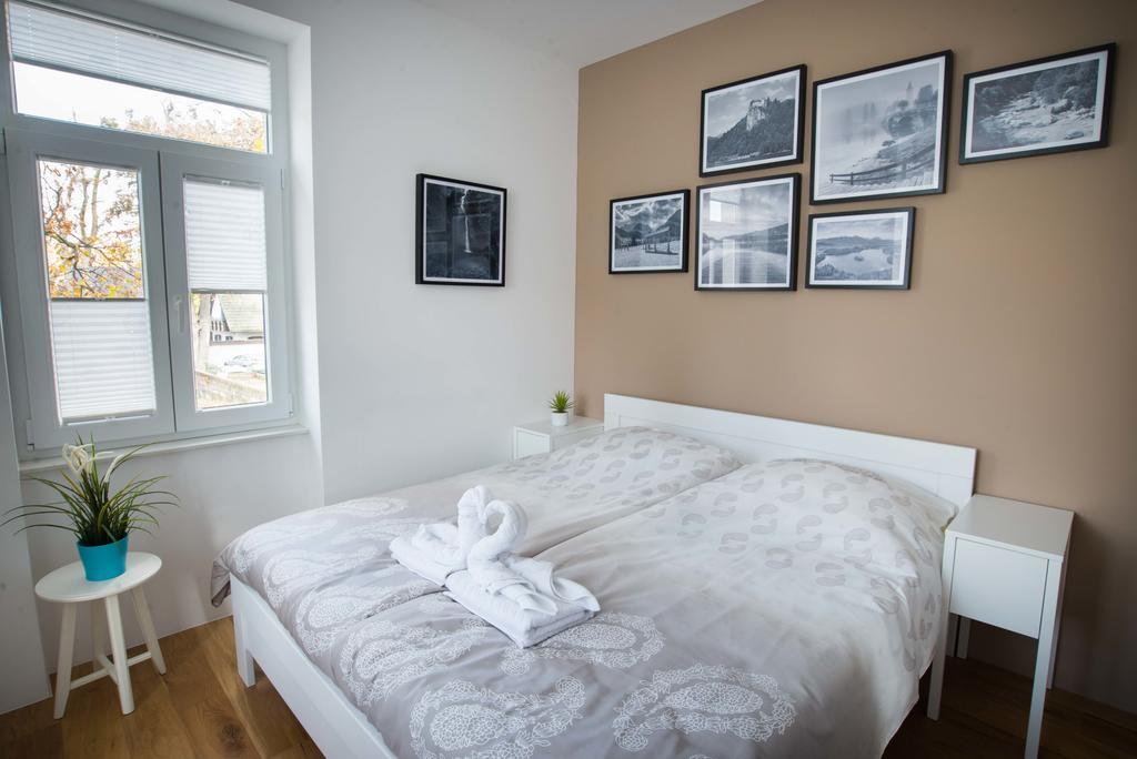Apartments Miki'S Bled Bagian luar foto